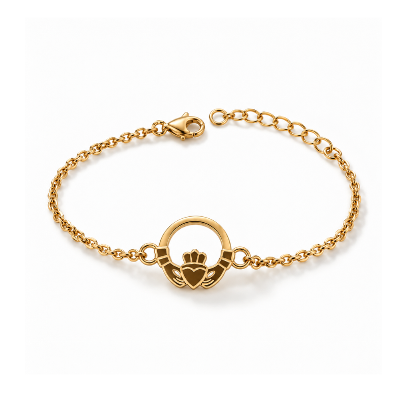 Claddagh Circle Bracelet, close-up